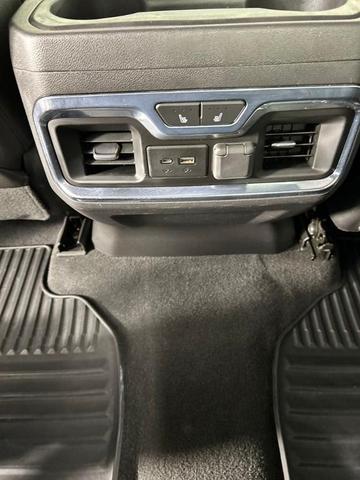 Photo of 2020 Silver Ice Metallic Chevrolet Silverado 1500