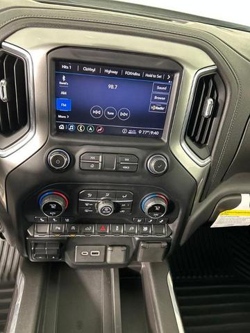 Photo of 2020 Silver Ice Metallic Chevrolet Silverado 1500