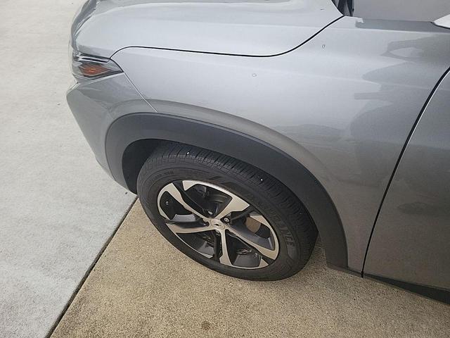Photo of 2024 Gray Chevrolet Trax