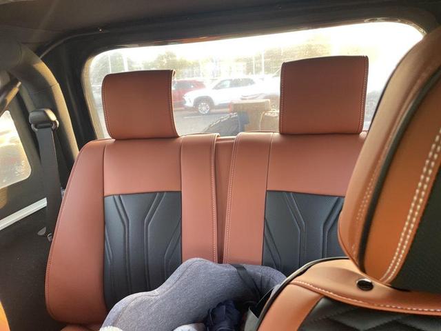 Photo of 2018 Bright White Clearcoat Jeep Wrangler JK