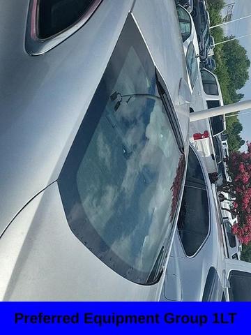 Photo of 2019 Silver Ice Metallic Chevrolet Malibu