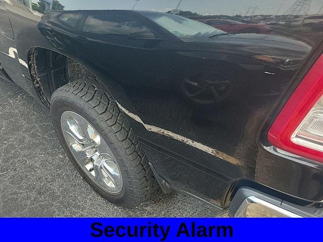 Photo of 2021 Diamond Black RAM 1500