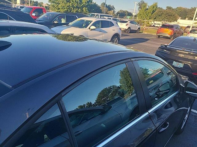 Photo of 2016 Tungsten Metallic Chevrolet Cruze Limited