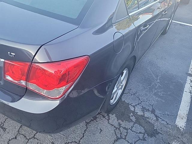 Photo of 2016 Tungsten Metallic Chevrolet Cruze Limited