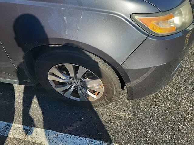 Photo of 2017 Gray Honda Odyssey