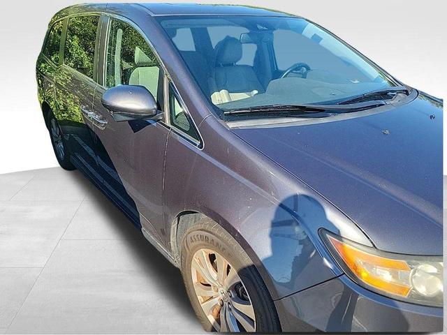 Photo of 2017 Gray Honda Odyssey