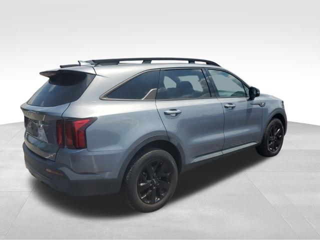Photo of 2023 Everlasting Silver Kia Sorento