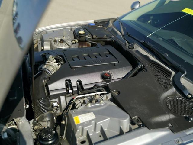 Photo of 2009 Liquid Silver Jaguar XK