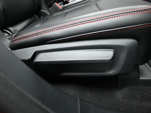 Photo of 2025 Rapid Red Metallic Tinted Clearcoat Ford Escape