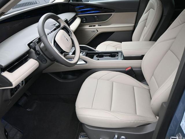 Photo of 2025 Blue Metallic Lincoln Nautilus