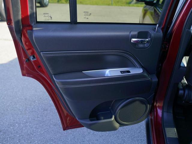Photo of 2017 Deep Cherry Red Crystal Pearlcoat Jeep Compass