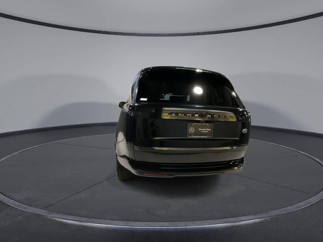 Photo of 2023 Santorini Black Land Rover Range Rover
