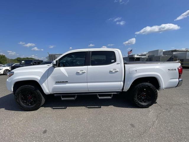 Photo of 2020 Super White Toyota Tacoma