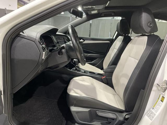 Photo of 2019 Pure White Volkswagen Jetta