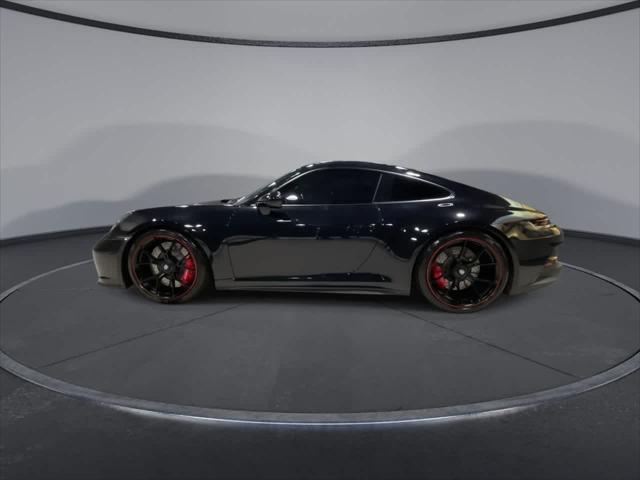 Photo of 2023 Black Porsche 911