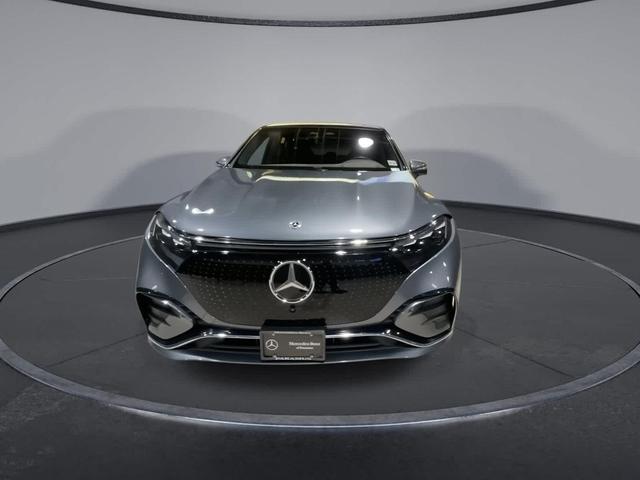 Photo of 2023 Gray Metallic Mercedes-Benz EQS 580