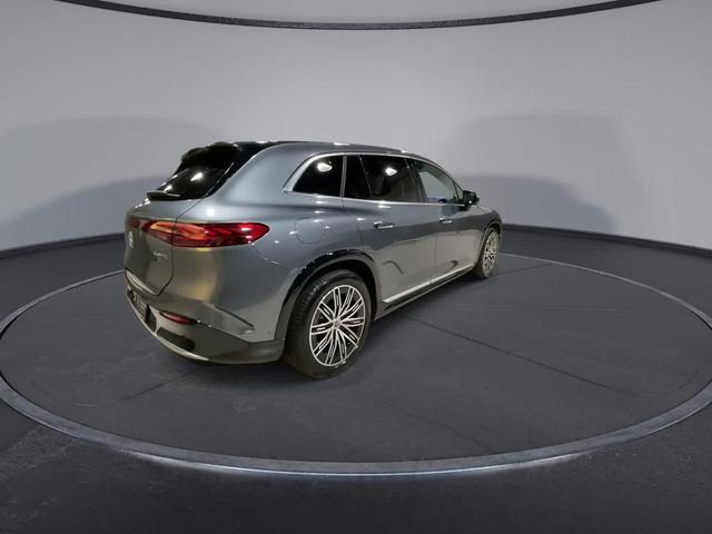 Photo of 2023 Gray Metallic Mercedes-Benz EQS 580