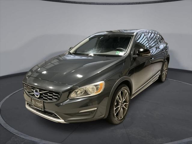 2015 Volvo V60 Cross Country