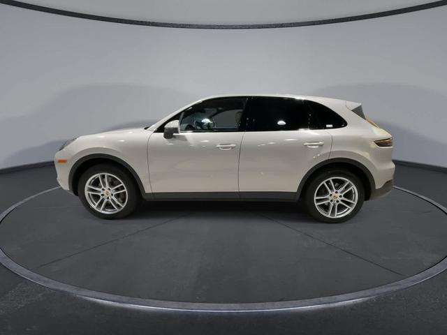 Photo of 2023 Beige Porsche Cayenne
