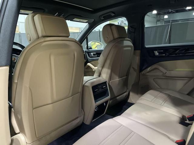 Photo of 2023 Beige Porsche Cayenne