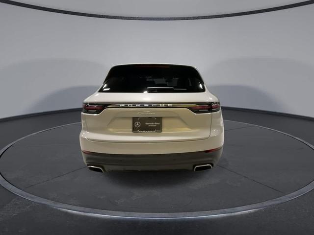 Photo of 2023 Beige Porsche Cayenne