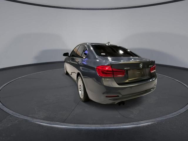 Photo of 2016 Gray BMW 328