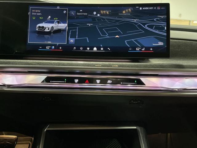 Photo of 2024 Mineral White Metallic BMW 760