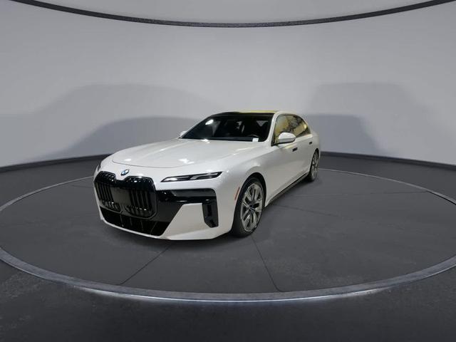 Photo of 2024 Mineral White Metallic BMW 760
