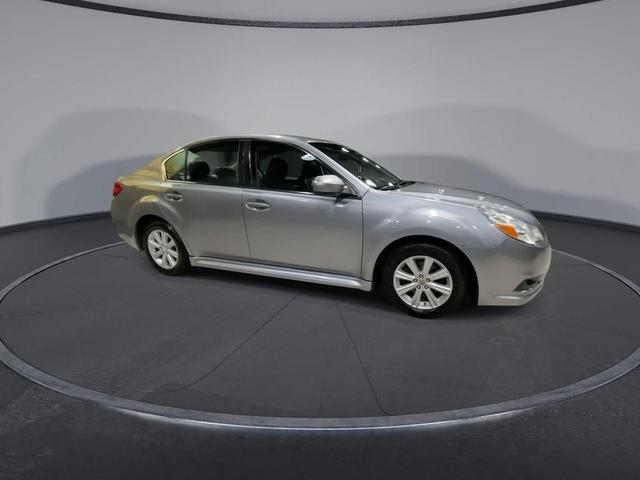 Photo of 2010 Steel Silver Metallic Subaru Legacy