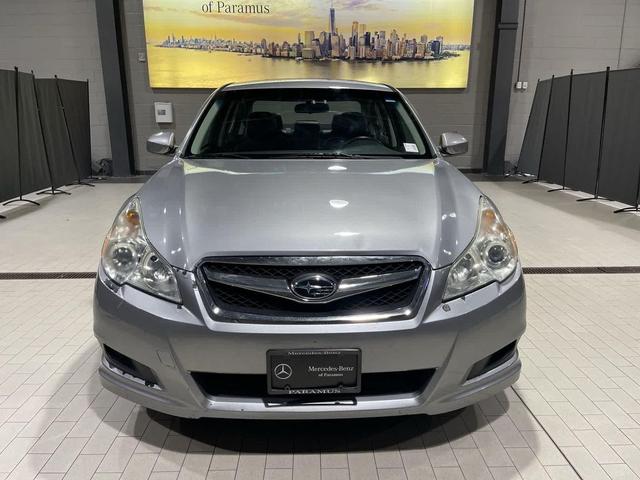 Photo of 2010 Steel Silver Metallic Subaru Legacy