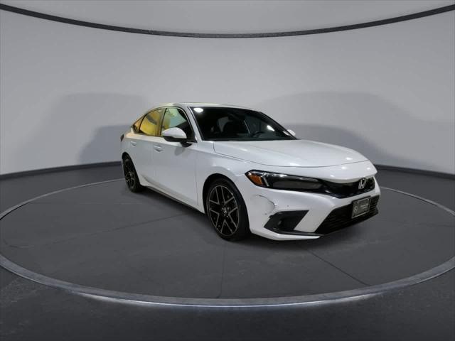 Photo of 2022 Platinum White Pearl Honda Civic