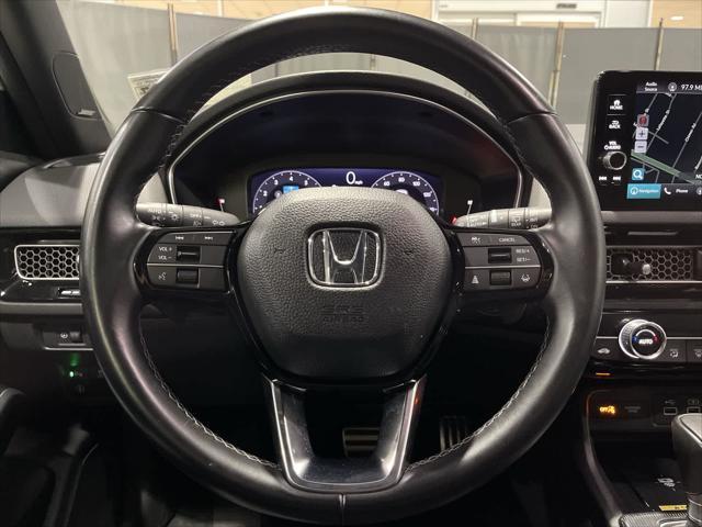 Photo of 2022 Platinum White Pearl Honda Civic