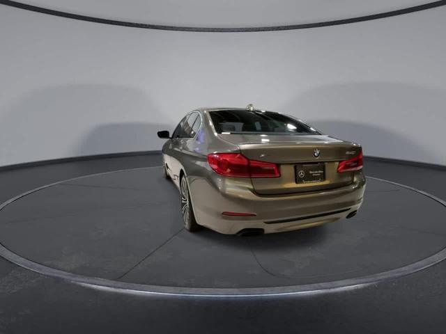 Photo of 2018 Metallic BMW 540