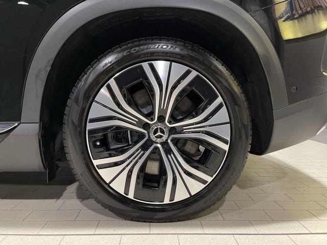 Photo of 2024 Obsidian Black Metallic Mercedes-Benz EQE 350
