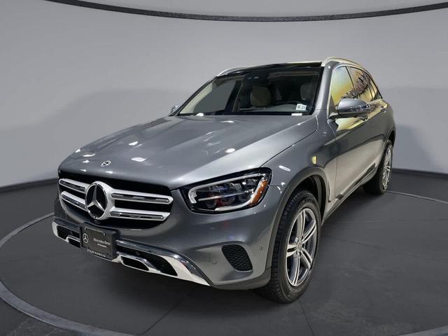 Photo of 2022 Gray Metallic Mercedes-Benz GLC 300