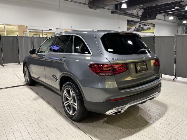 Photo of 2022 Gray Metallic Mercedes-Benz GLC 300