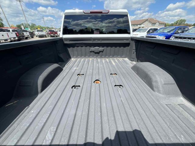 Photo of 2020 WHITE Chevrolet Silverado 2500