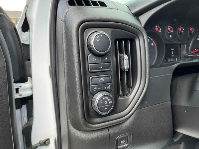 Photo of 2020 WHITE Chevrolet Silverado 2500