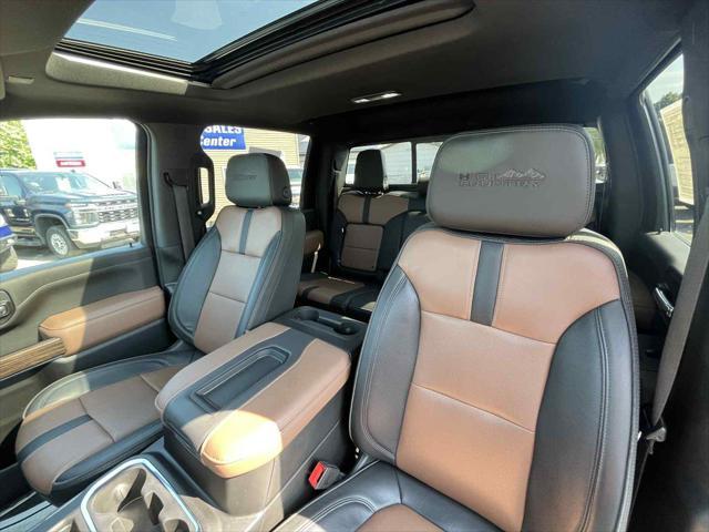 Photo of 2022 BLACK Chevrolet Silverado 2500