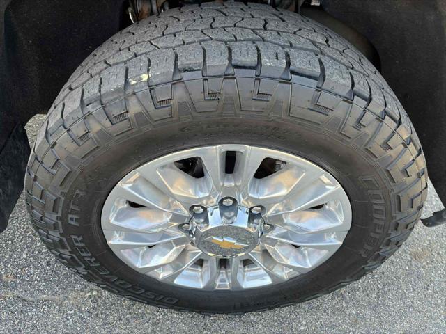 Photo of 2022 BLACK Chevrolet Silverado 2500