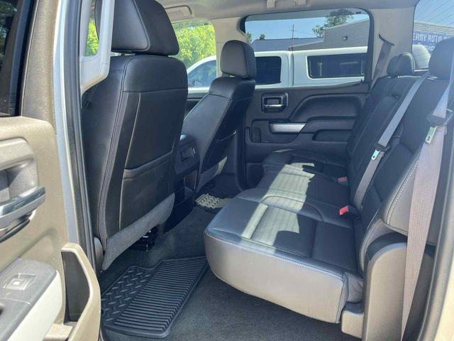 Photo of 2017 Silver Ice Metallic Chevrolet Silverado 2500