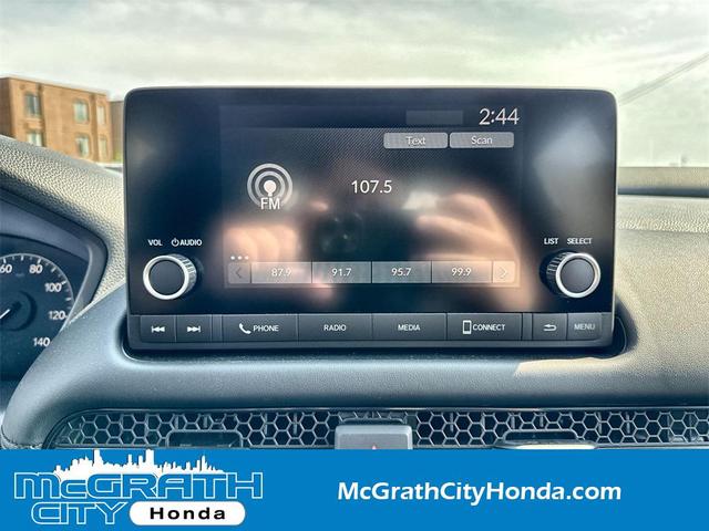 Photo of 2025 Platinum White Pearl Honda HR-V