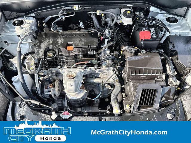 Photo of 2025 Platinum White Pearl Honda HR-V