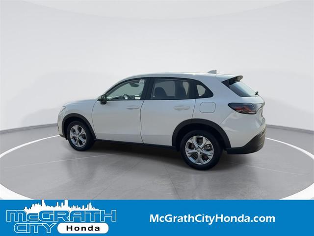 Photo of 2025 Platinum White Pearl Honda HR-V
