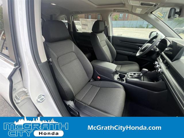 Photo of 2026 Platinum White Pearl Honda CR-V