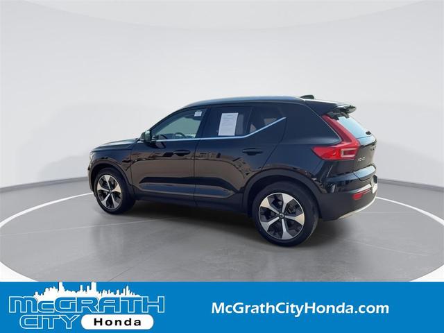 Photo of 2023 Black Volvo XC40