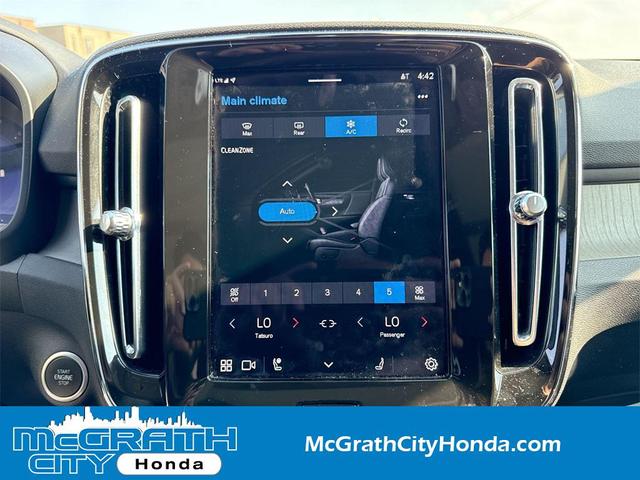Photo of 2023 Black Volvo XC40
