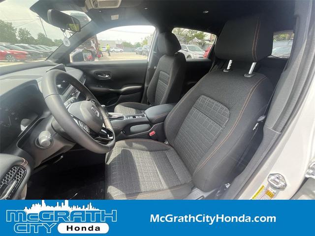 Photo of 2026 Platinum White Pearl Honda HR-V