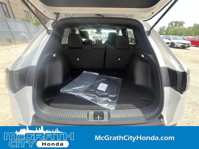 Photo of 2026 Platinum White Pearl Honda HR-V
