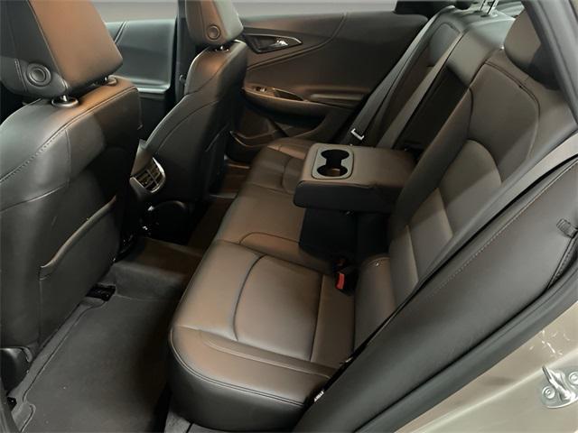 Photo of 2024 Mineral Gray Metallic Chevrolet Malibu
